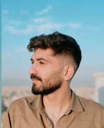 علی کفاش - نویسنده کیف پول من