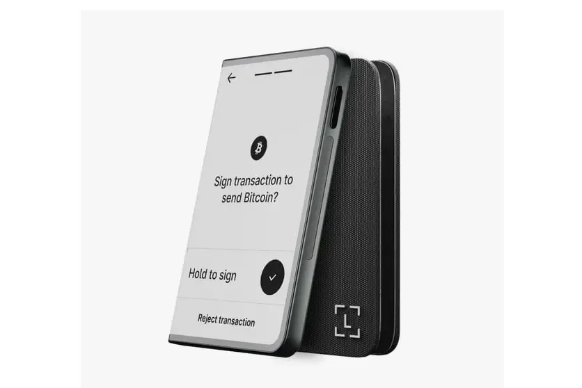 لجر استکس (Ledger Stax) | صرافی کیف پول من
