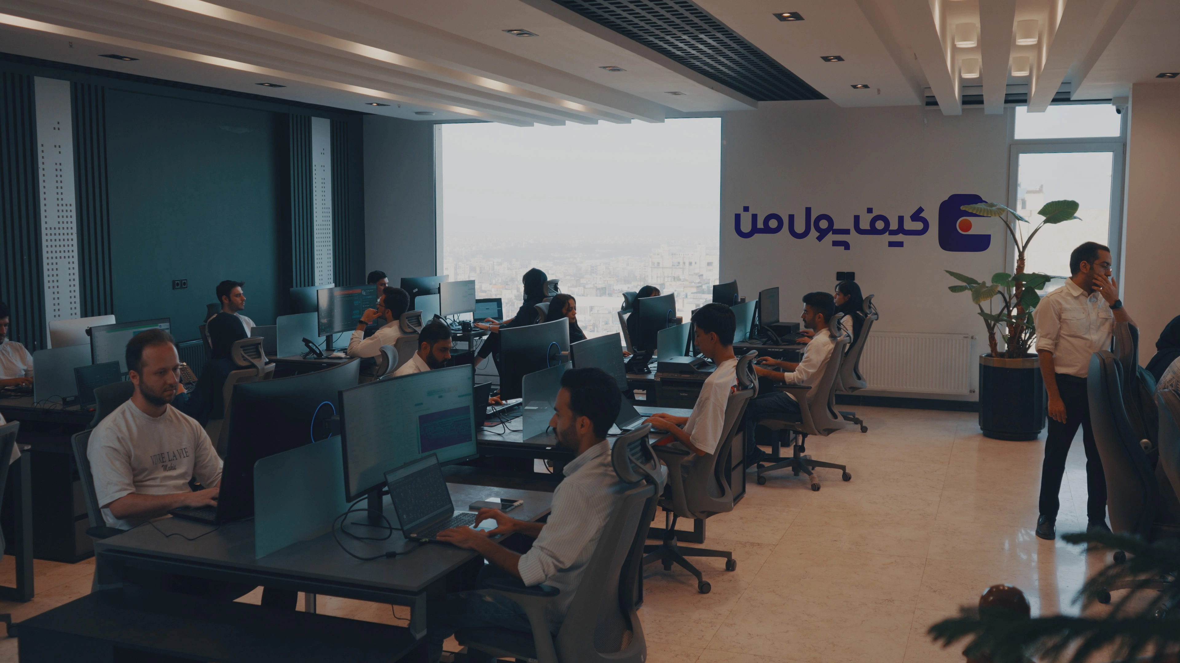 پشتیبانی ۲۴ ساعته تیم کیف پول من در شرایط بحران؛ پاسخ‌گویی مستمر به کاربران در روزهای قطعی اینترنت، اختلالات و فشارهای جنگی